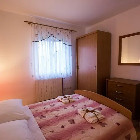 Bartul Vila *